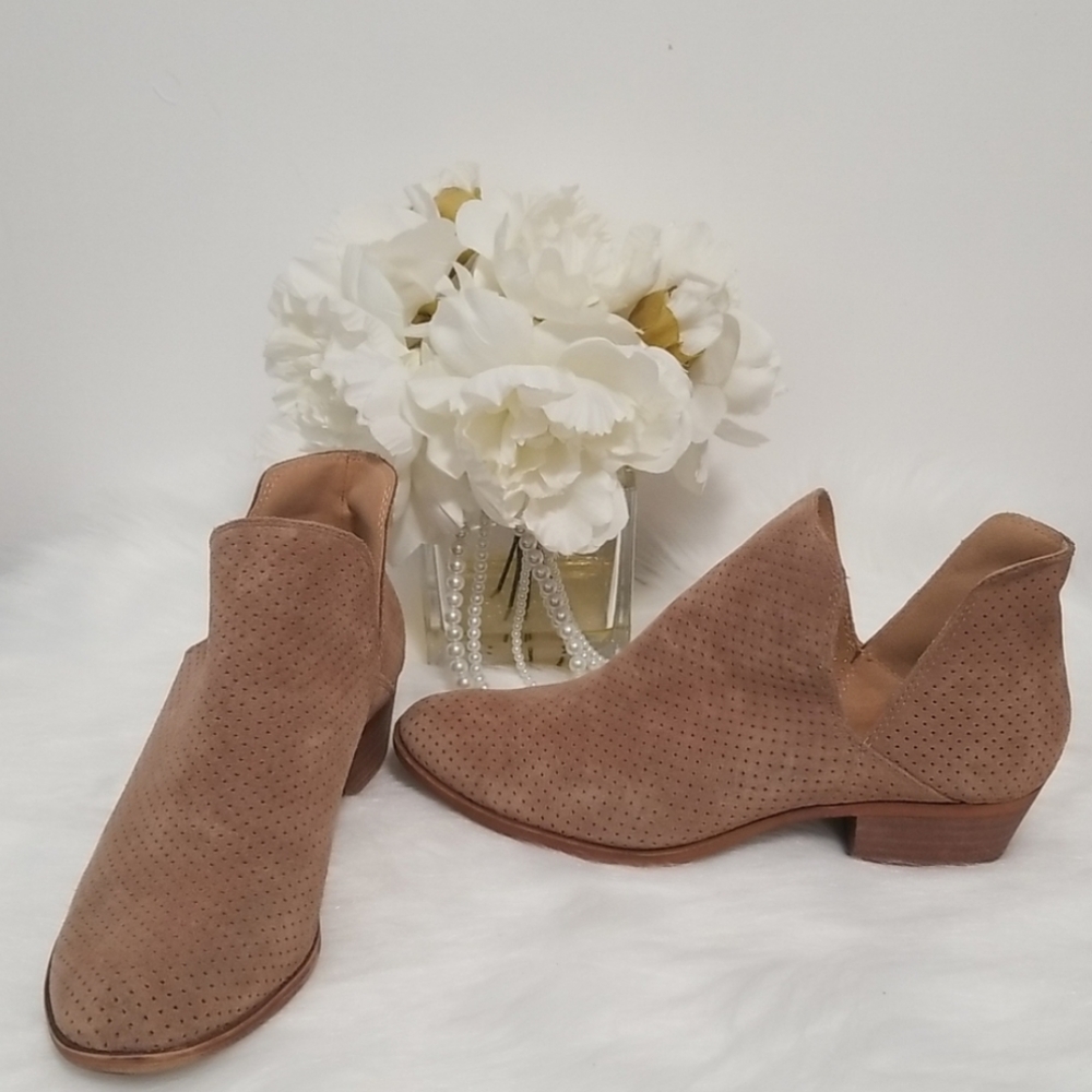 LUCKY BRAND Leather Ankle Boots Size 8M